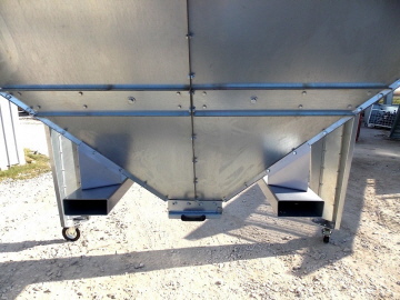 Einschütt-Trichter mit Staplerlaschen für Getreide und andere Schüttgüter Einschütt-Trichter mit Staplerlaschen für Getreide und andere Schüttgüter