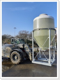 Mobiles Au&szlig;ensilo - mobiles Kraftfuttersilo - mobiles GFK-Silo Typ KPS